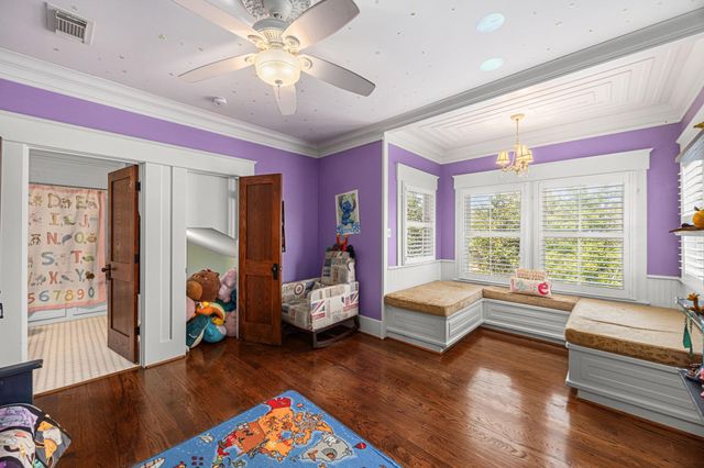 523 Highland Street, Houston, TX 77009