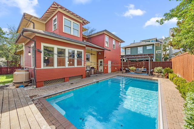 523 Highland Street, Houston, TX 77009