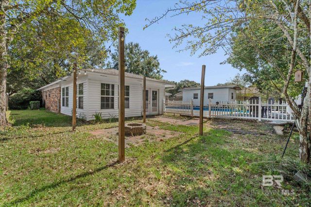 4220 S Spring Valley Drive, Mobile, AL 36693