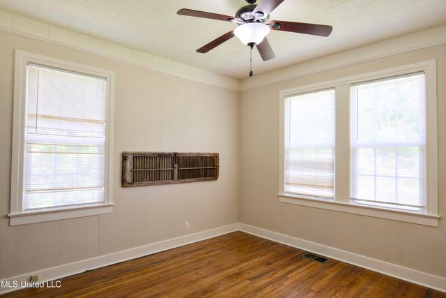 392 Ashburn Street, Natchez, MS 39120