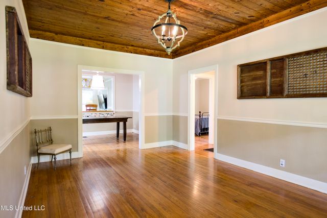 392 Ashburn Street, Natchez, MS 39120