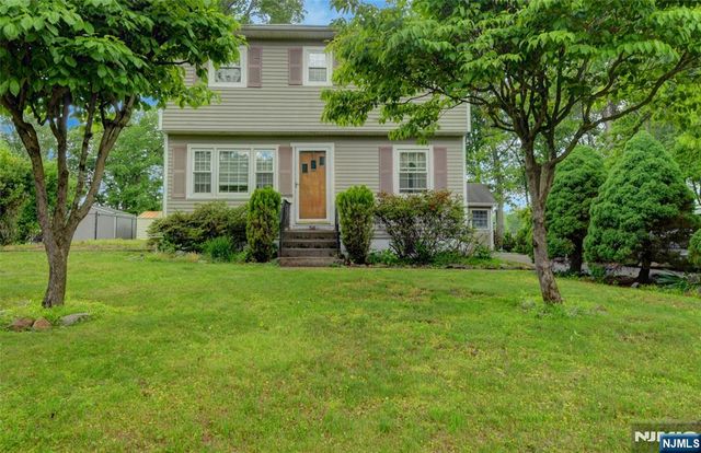 36 Hemlock Avenue, Lincoln Park Borough, NJ 07035