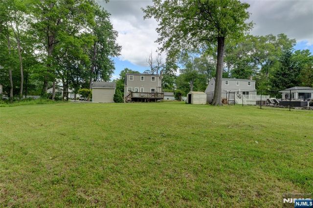 36 Hemlock Avenue, Lincoln Park Borough, NJ 07035