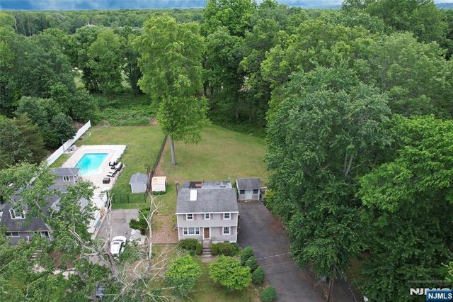 36 Hemlock Avenue, Lincoln Park Borough, NJ 07035