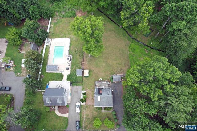 36 Hemlock Avenue, Lincoln Park Borough, NJ 07035