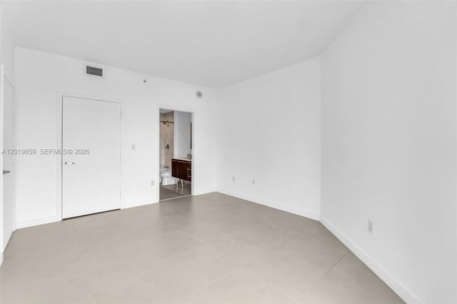 1900 N Bayshore Drive 3216, Miami, FL 33132