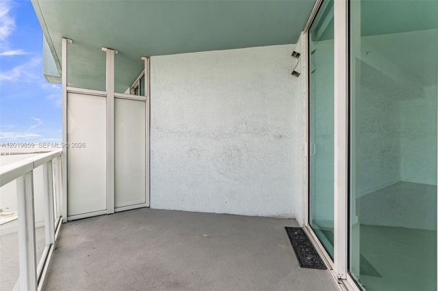 1900 N Bayshore Drive 3216, Miami, FL 33132
