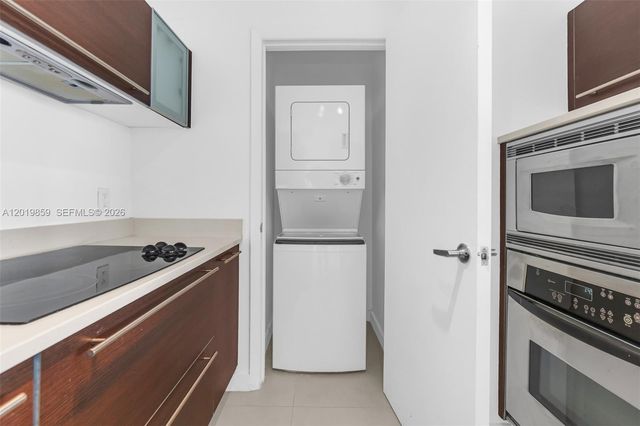 1900 N Bayshore Drive 3216, Miami, FL 33132