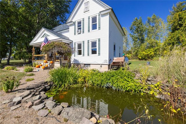 1876 Waterport Road, Carlton, NY 14571