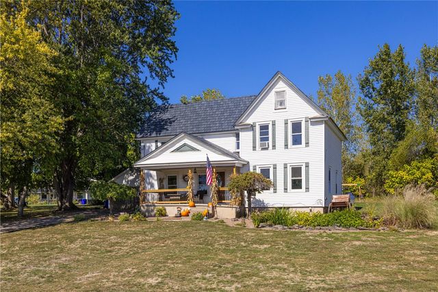 1876 Waterport Road, Carlton, NY 14571