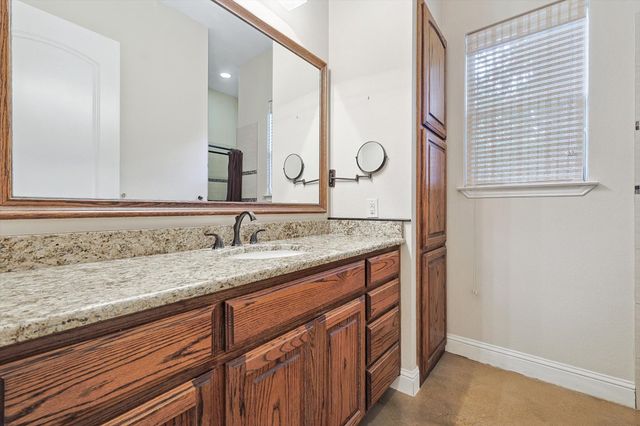 1560 Karen Drive, Argyle, TX 76226