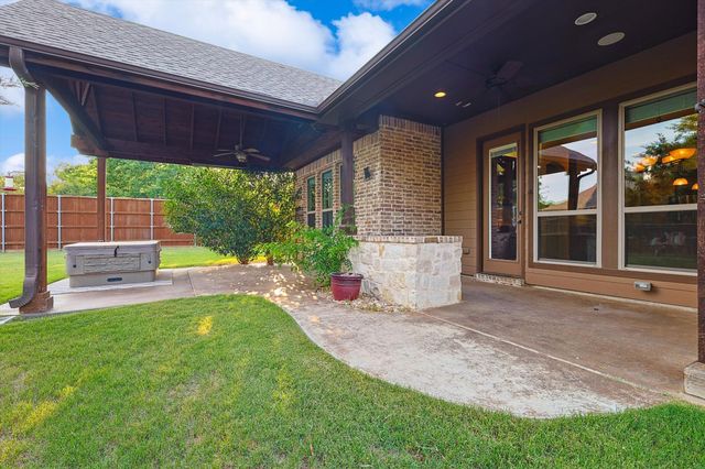 1560 Karen Drive, Argyle, TX 76226