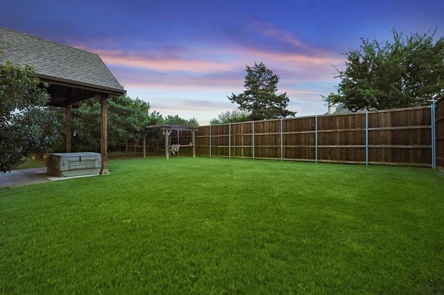 1560 Karen Drive, Argyle, TX 76226