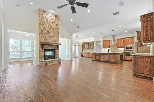 1560 Karen Drive, Argyle, TX 76226