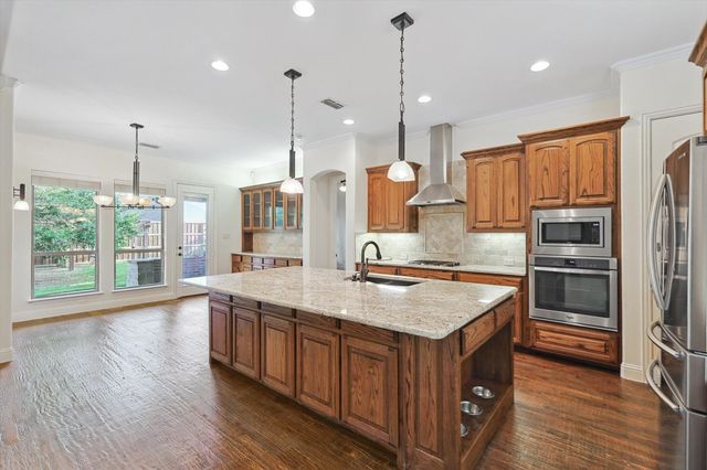 1560 Karen Drive, Argyle, TX 76226