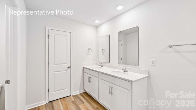 1437 7th Street Drive NE, Hickory, NC 28601