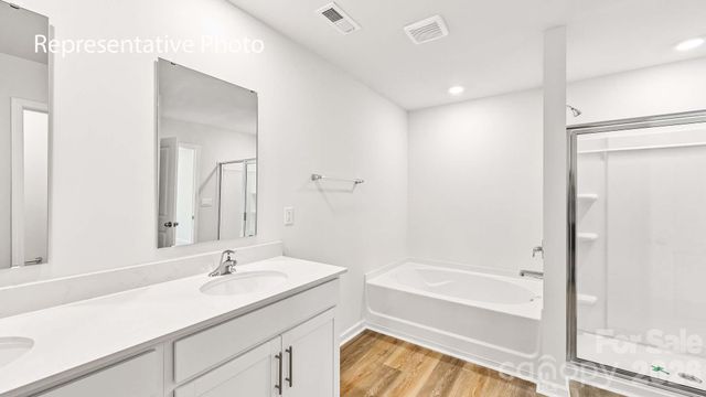 1437 7th Street Drive NE, Hickory, NC 28601