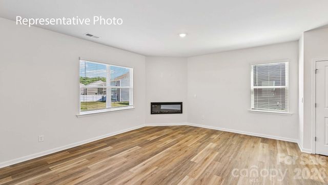 1437 7th Street Drive NE, Hickory, NC 28601