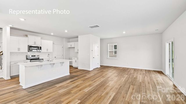 1437 7th Street Drive NE, Hickory, NC 28601