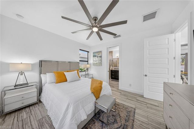 4634 Catalina LN, Bonita Springs, FL 34134