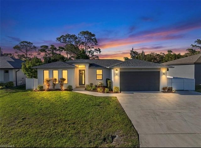 4634 Catalina LN, Bonita Springs, FL 34134