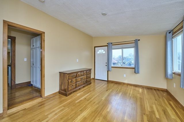 27 Homer Cir 27, Medford, MA 02155