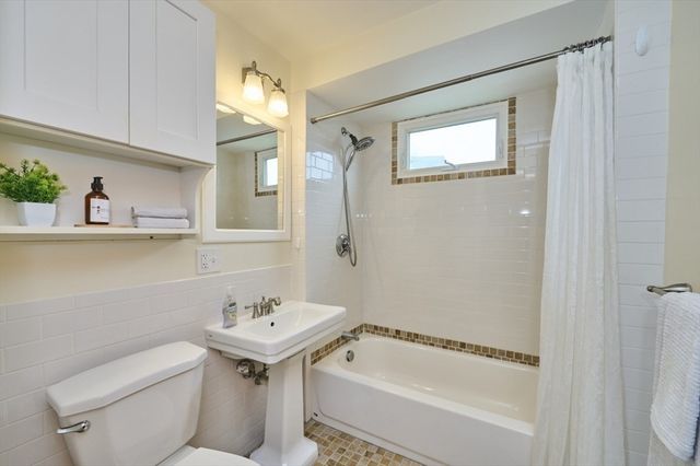 27 Homer Cir 27, Medford, MA 02155