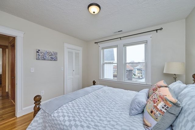 27 Homer Cir 27, Medford, MA 02155