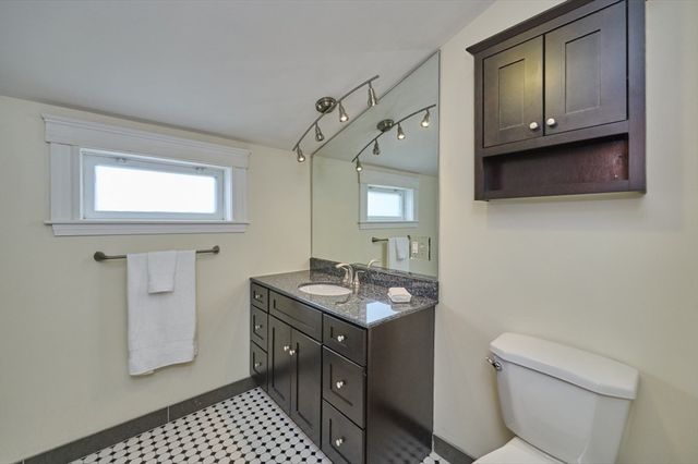 27 Homer Cir 27, Medford, MA 02155