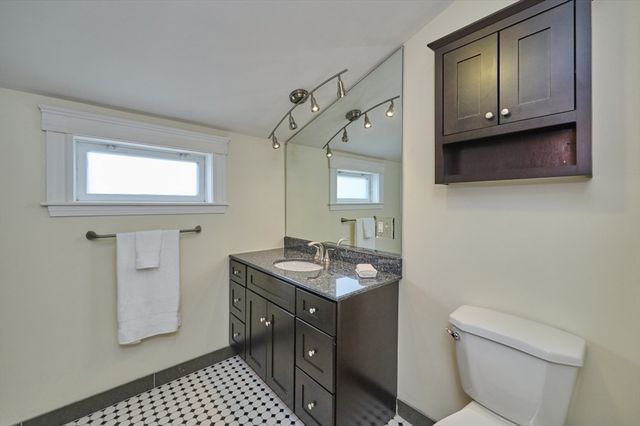 27 Homer Cir 27, Medford, MA 02155