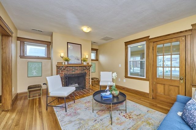 27 Homer Cir 27, Medford, MA 02155