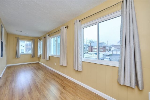 27 Homer Cir 27, Medford, MA 02155