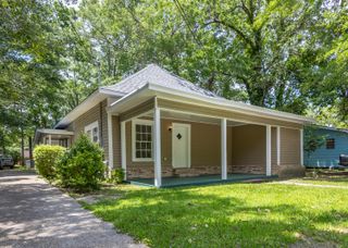 217 S 11th, Hattiesburg, MS 39401