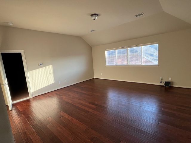 1145 Valley Vista Drive, Irving, TX 75063