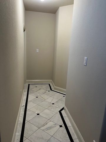 1145 Valley Vista Drive, Irving, TX 75063