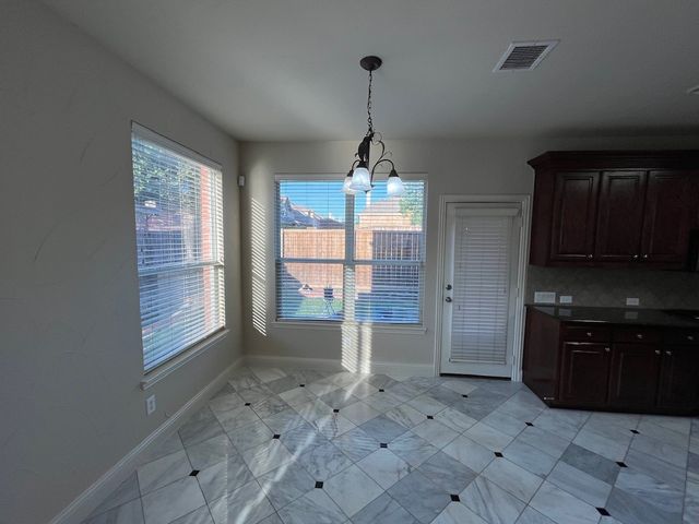 1145 Valley Vista Drive, Irving, TX 75063