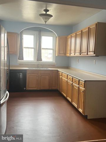 3041 KNORR ST, Philadelphia, PA 19149