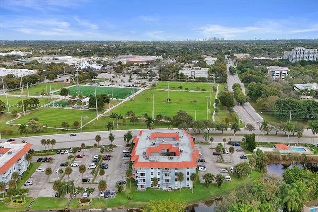 505 S Pine Island Road 405B, Plantation, FL 33324