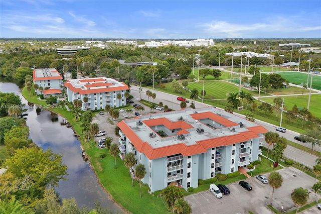 505 S Pine Island Road 405B, Plantation, FL 33324