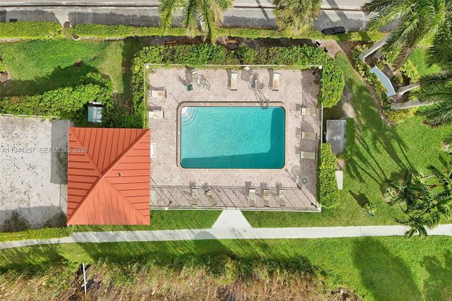 505 S Pine Island Road 405B, Plantation, FL 33324