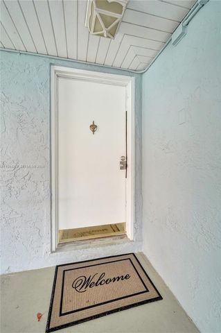 505 S Pine Island Road 405B, Plantation, FL 33324