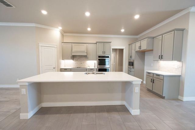 14112 Avenue W, Lubbock, TX 79423