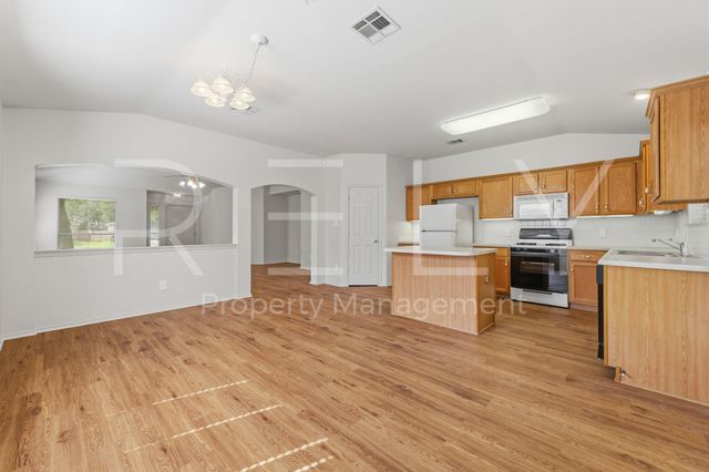 1106 Fossil CV, Round Rock, TX 78681