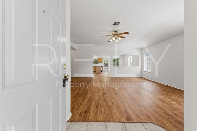 1106 Fossil CV, Round Rock, TX 78681