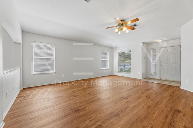 1106 Fossil CV, Round Rock, TX 78681