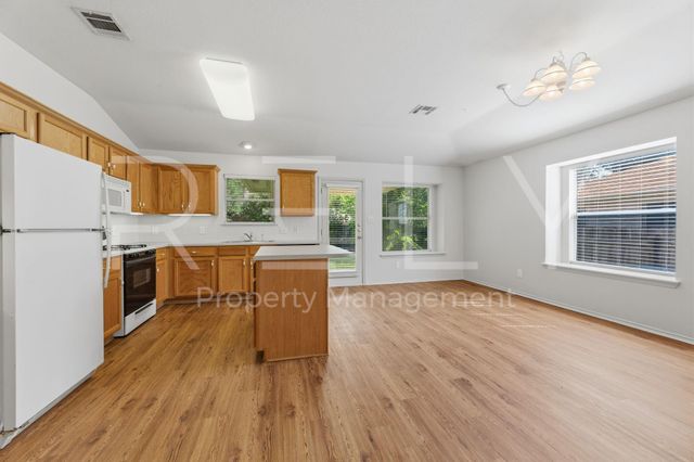 1106 Fossil CV, Round Rock, TX 78681