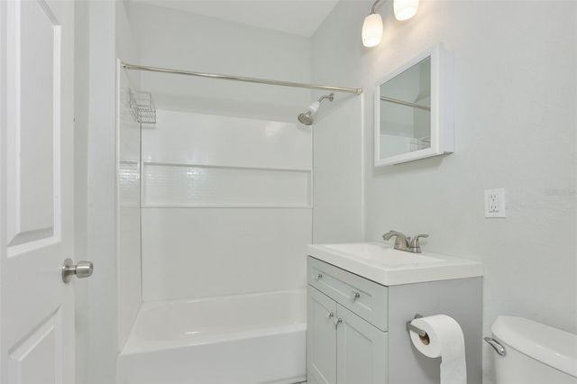 5211 4TH AVENUE S, St Petersburg, FL 33707
