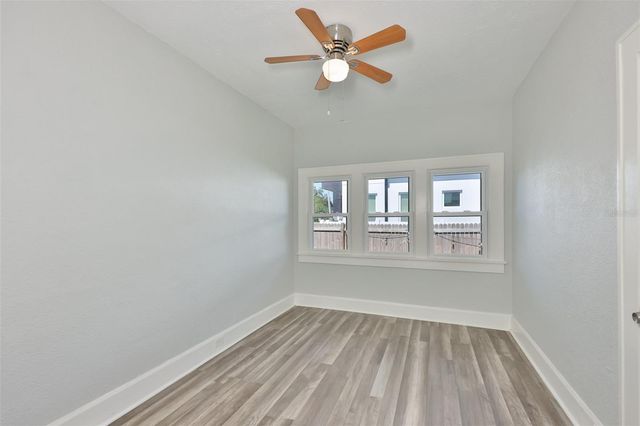 5211 4TH AVENUE S, St Petersburg, FL 33707