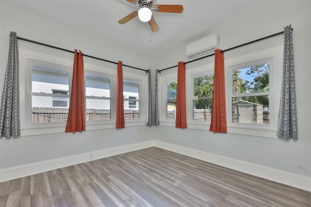 5211 4TH AVENUE S, St Petersburg, FL 33707