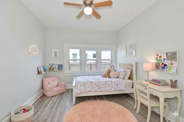 5211 4TH AVENUE S, St Petersburg, FL 33707
